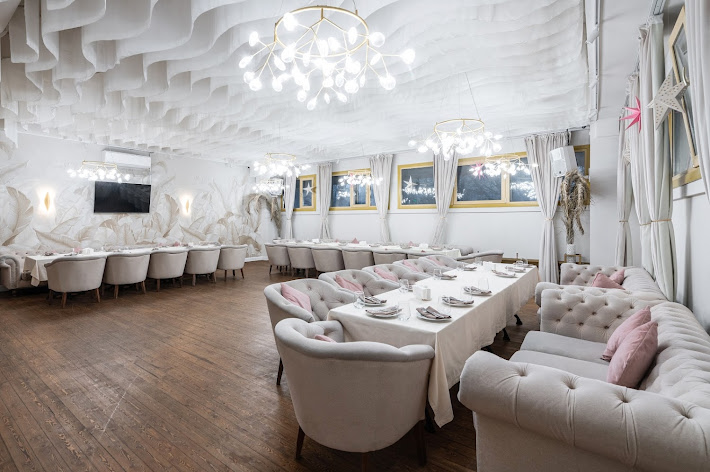 Фото №6 зала Сытый лось на Коломенской