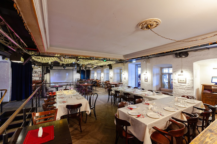 Фото №15 зала Высоцкий