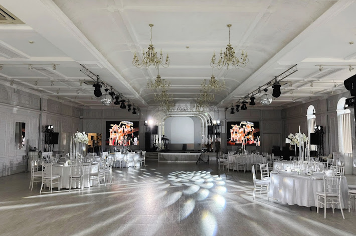 Фото №11 зала Старый город