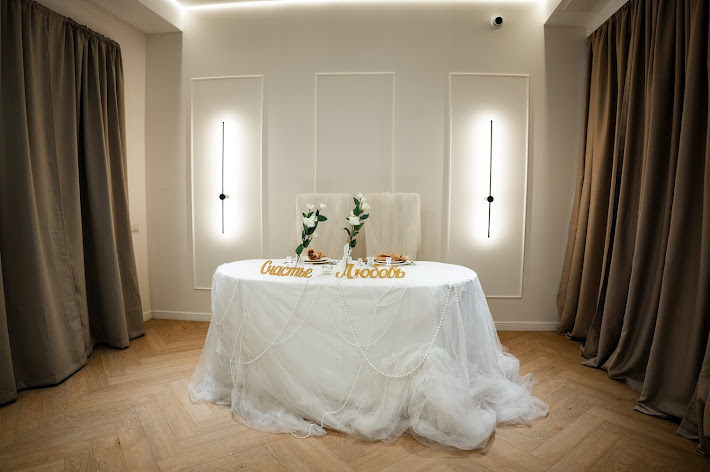 Фото №18 зала ФАМИЛИЯ