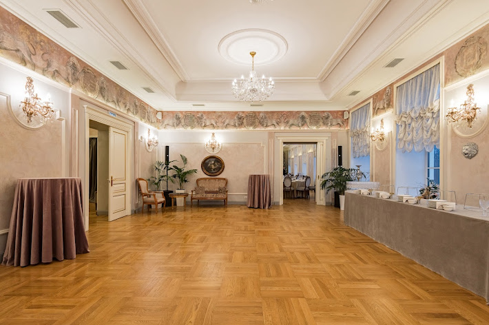 Фото №4 зала Петръ