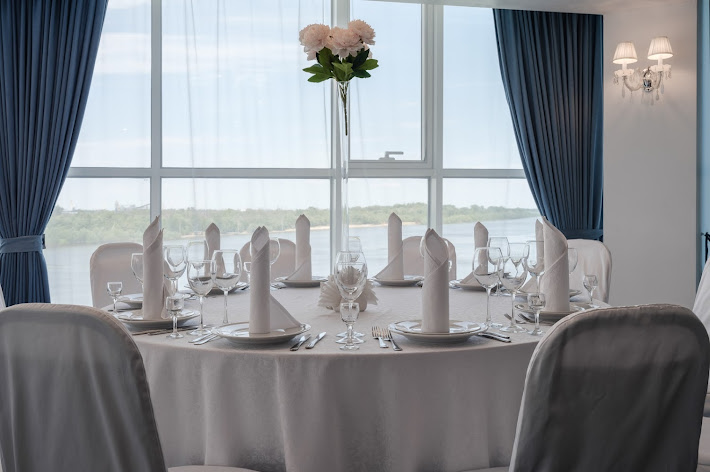 Фото №8 зала Marins Grand Hotel Астрахань