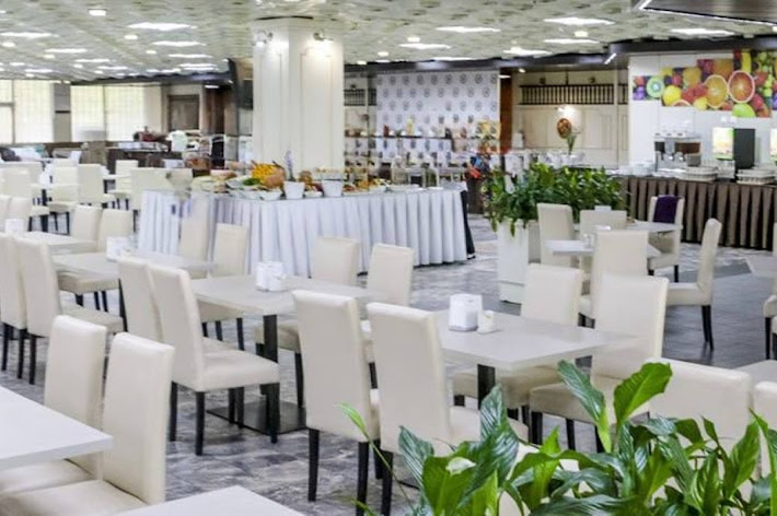 Фото №16 зала Зал «Хрустальный» 