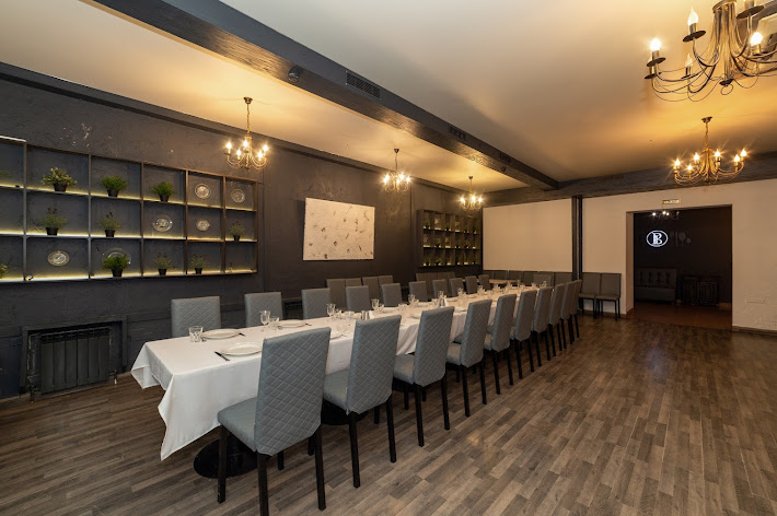 Фото №3 зала Публика