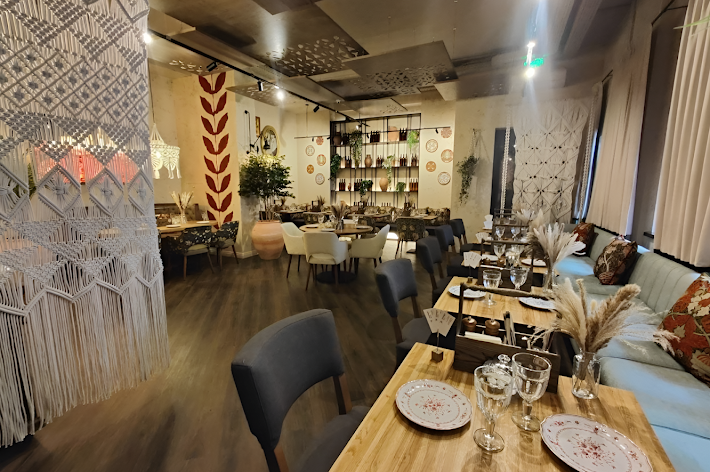 Фото №17 зала Хачапури Марико на Пушкина