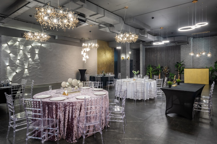 Фото №1 зала Food Factory  loft на Ядрицевской