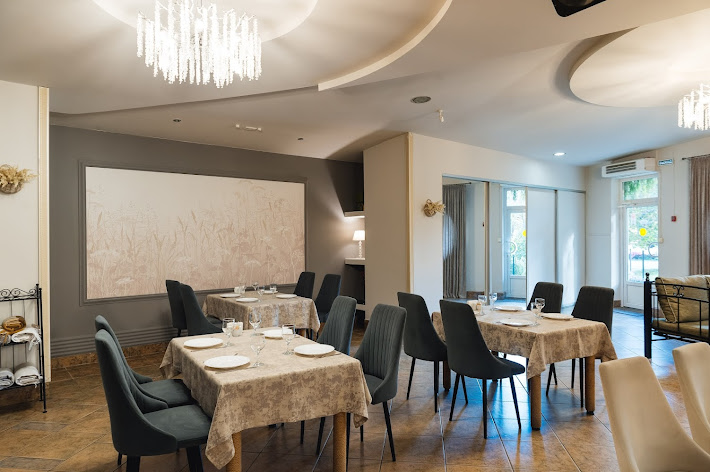 Фото №17 зала Махаон