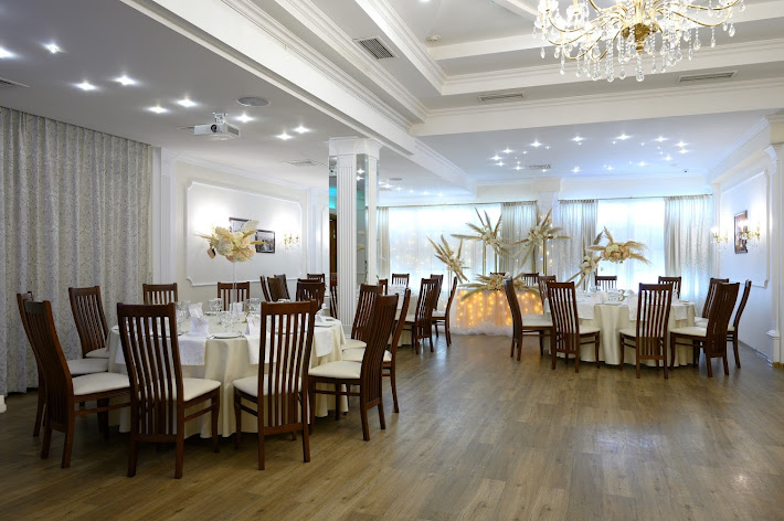 Фото №20 зала Октябрьская