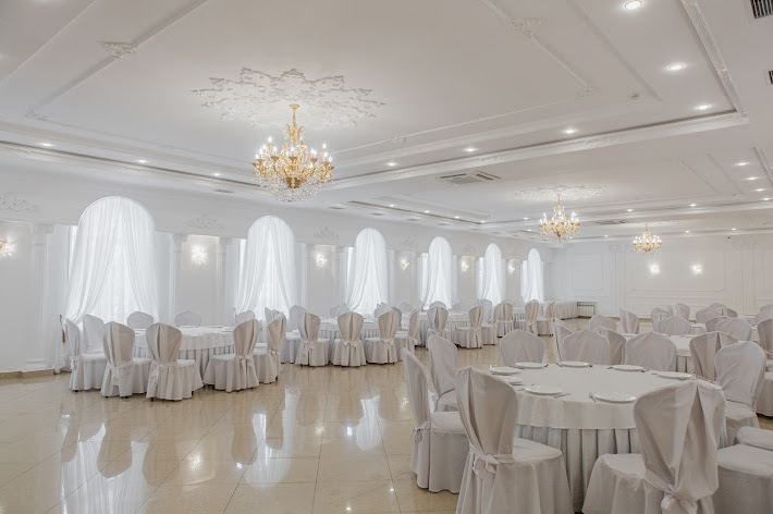 Фото №9 зала Версаль