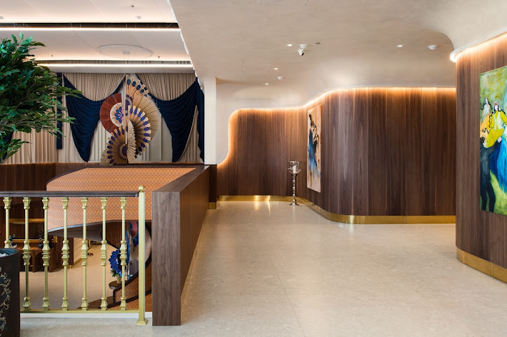 Фото №6 зала Зал "Стол на балконе"