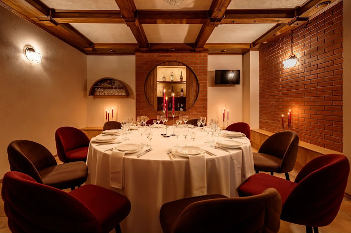 Фото №2 зала AMICI