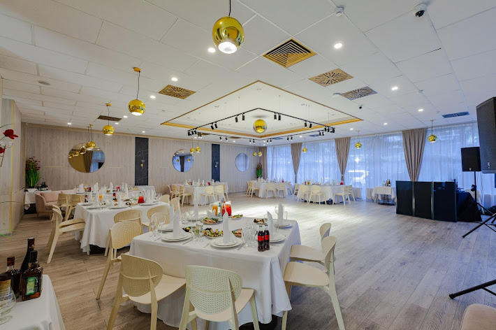 Фото №2 зала Истра Гарден