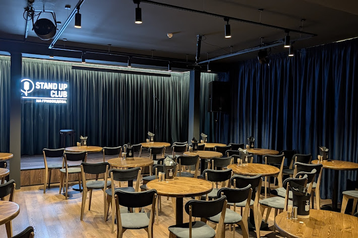 Фото №3 зала StandUp клуб на Грибоедова
