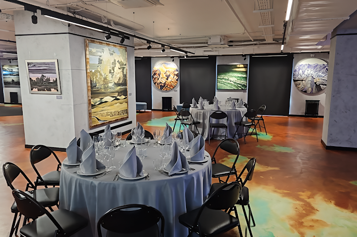 Фото №1 зала Zarenkov Gallery