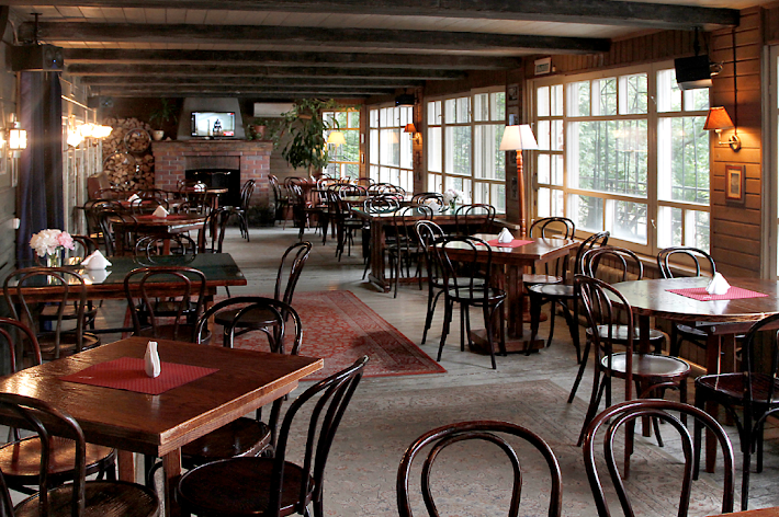 Фото №11 зала Высоцкий