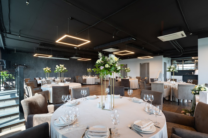 Фото №2 зала Astro Plaza