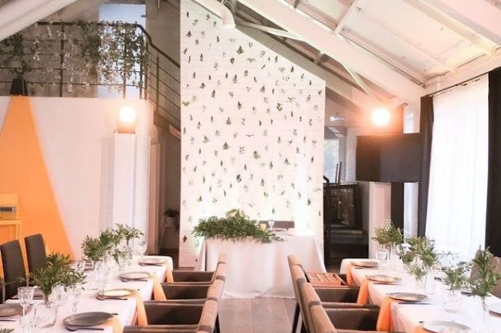 Фото №2 зала Стейк & Эггс