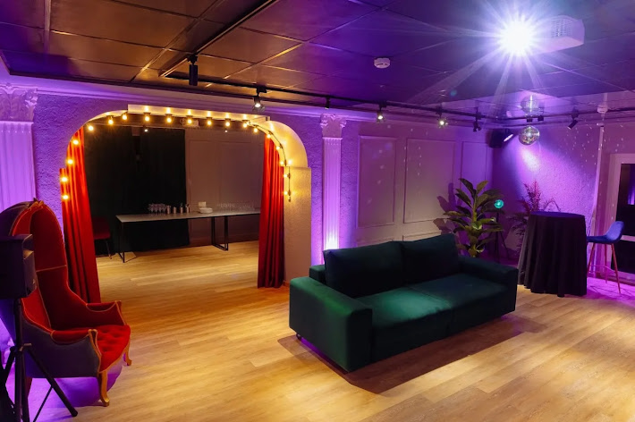 Фото №12 зала Memories на набережной Обводного канала