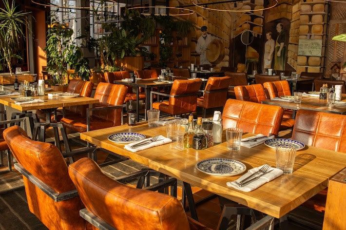 Фото №19 зала Сыроварня