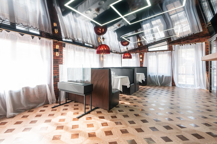 Фото №15 зала Охотник