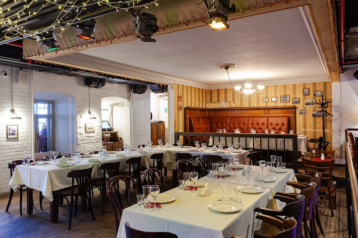 Фото №6 зала Высоцкий