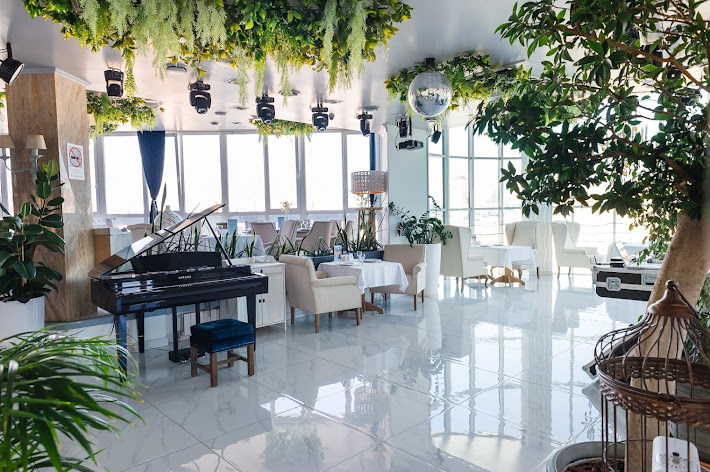 Фото №17 зала SKY