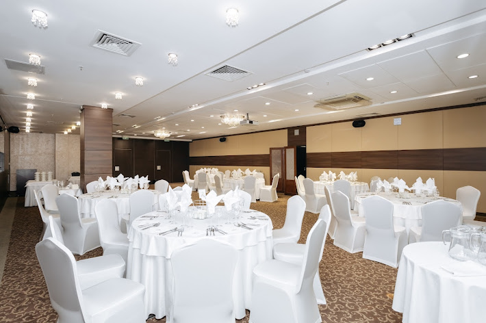 Фото №3 зала Казанская Ривьера