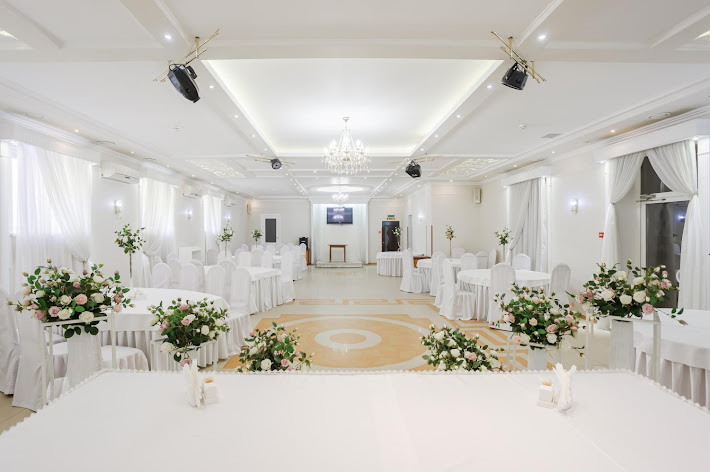 Фото №12 зала Делис