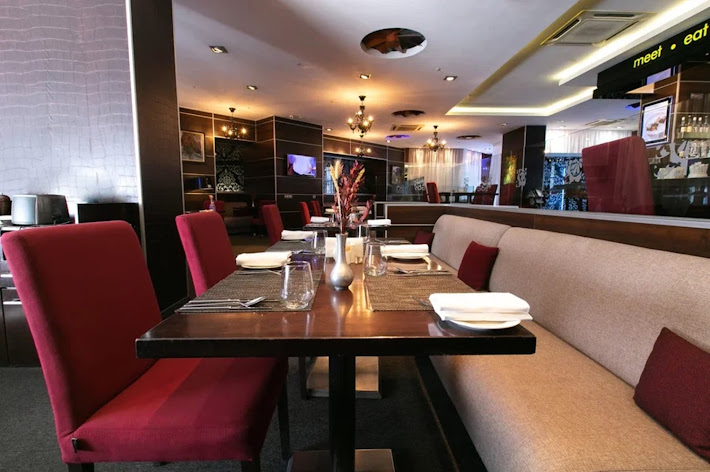 Фото №19 зала Ресторан Four