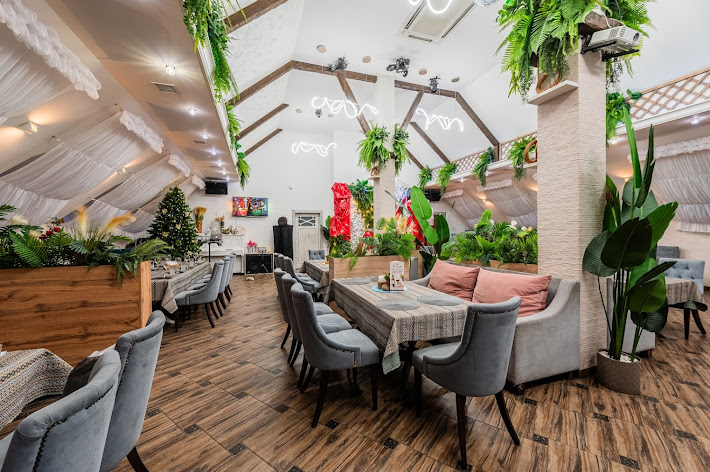 Фото №11 зала Мимино