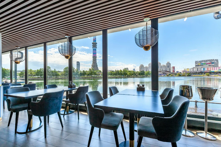 Фото №14 зала АльмаМоре