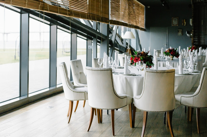 Ресторан роял бич на крестовском. Роял бич шатер. Ресторан royal beach в санкт-петербурге. Роял бич сайт. Роял бич сайт.