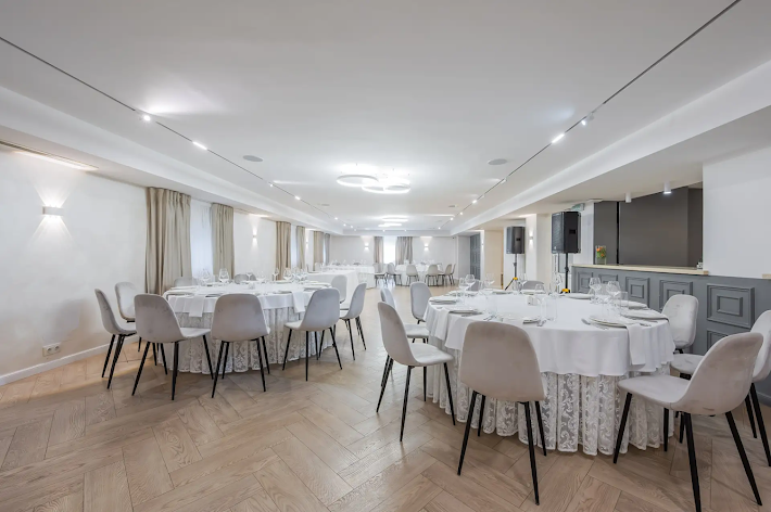 Фото №12 зала Талес