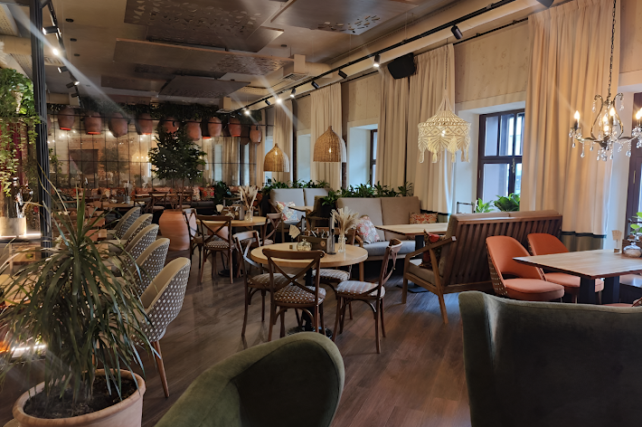 Фото №7 зала Хачапури Марико на Пушкина