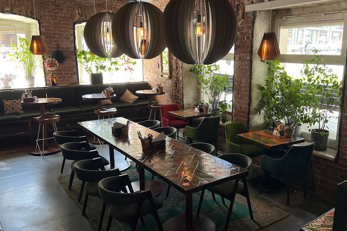 Фото №2 зала Гиви to me на улице Малышева