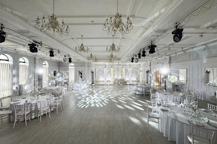 Фото №3 зала Старый город