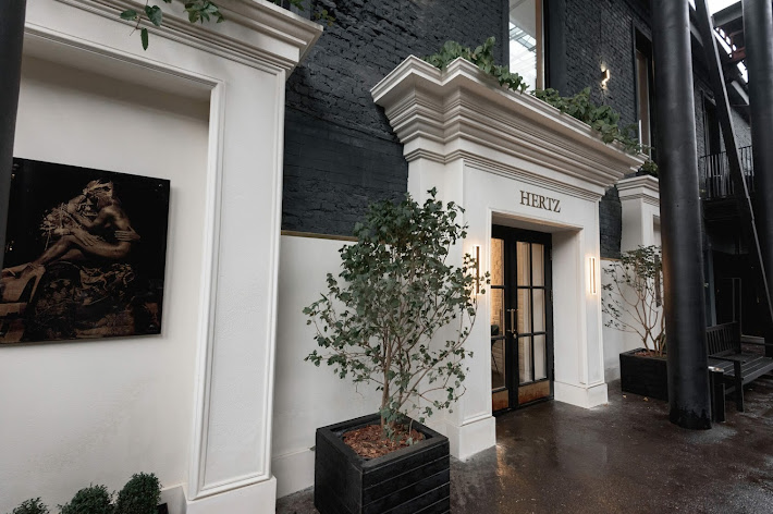 Фото №8 зала HERTZ HALL