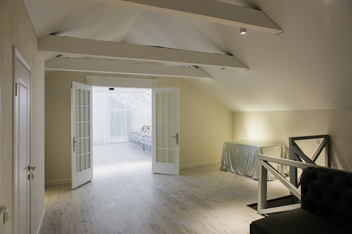 Фото №16 зала Банкетный зал "Аристократ"