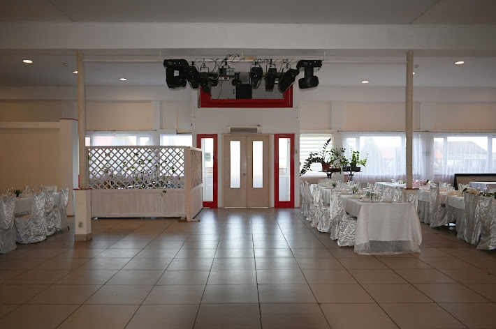 Фото №19 зала Курочкино