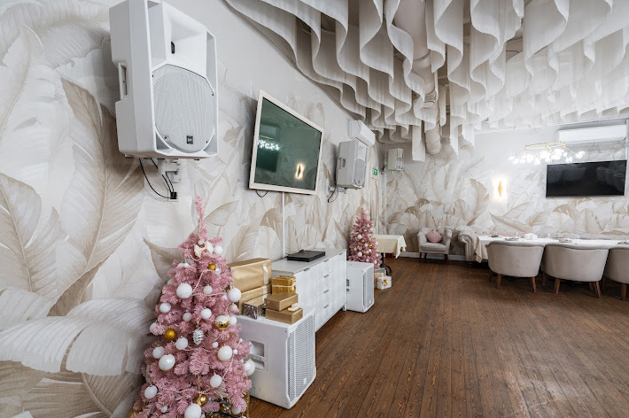 Фото №15 зала Сытый лось на Коломенской