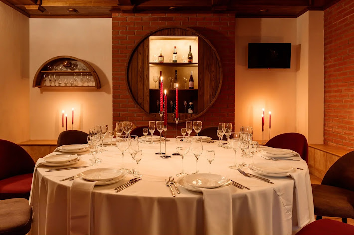 Фото №4 зала AMICI