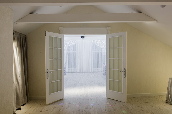 Фото №15 зала Банкетный зал "Аристократ"