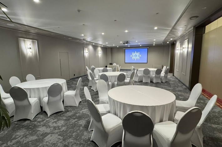 Фото №16 зала Атриум Палас Отель