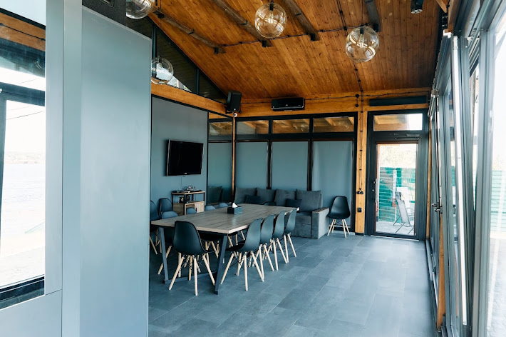 Фото №8 зала Домик Капитана