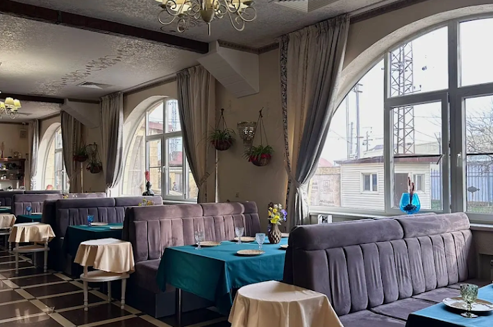 Фото №4 зала Основной зал ресторана