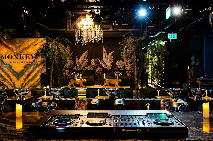 Фото №18 зала Monkey Lounge & Bar