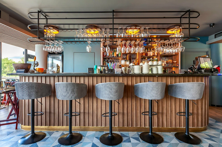 Фото №18 зала АльмаМоре