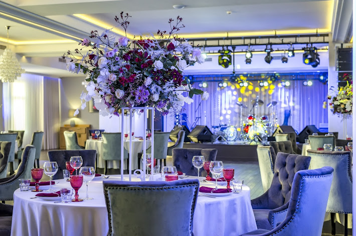 Фото №1 зала Юдино Парк