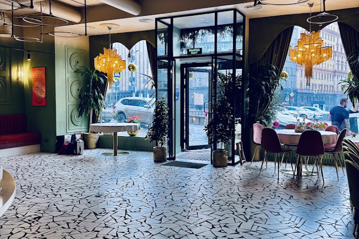 Фото №2 зала Шико