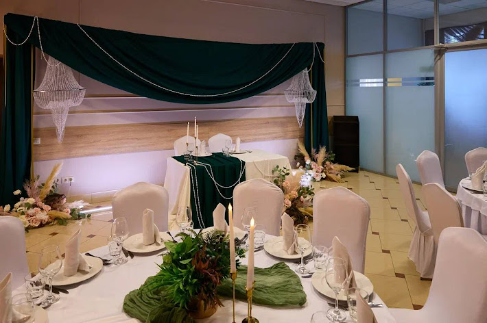 Фото №16 зала Нефтяник